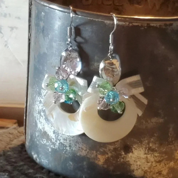 Retro Pearl Shell Czech Crystal White Satin Bows Dangle Earrings - Picture 8 of 9